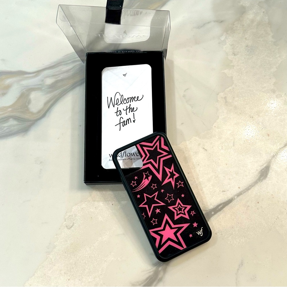 iPhone 11 Max Pro star Wildflower Case